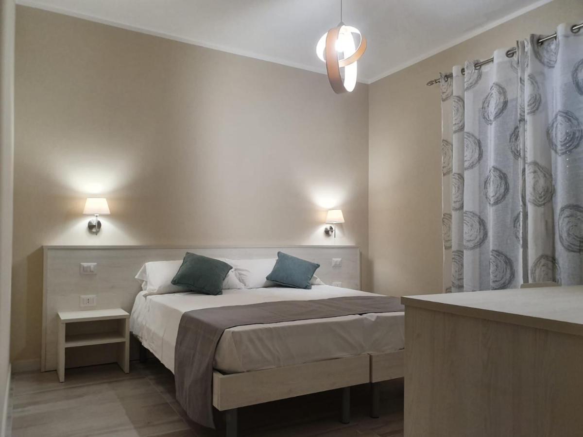 Oikia Rooms Parghelia Eksteriør billede